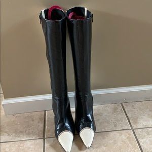 Gorgeous Guess boots